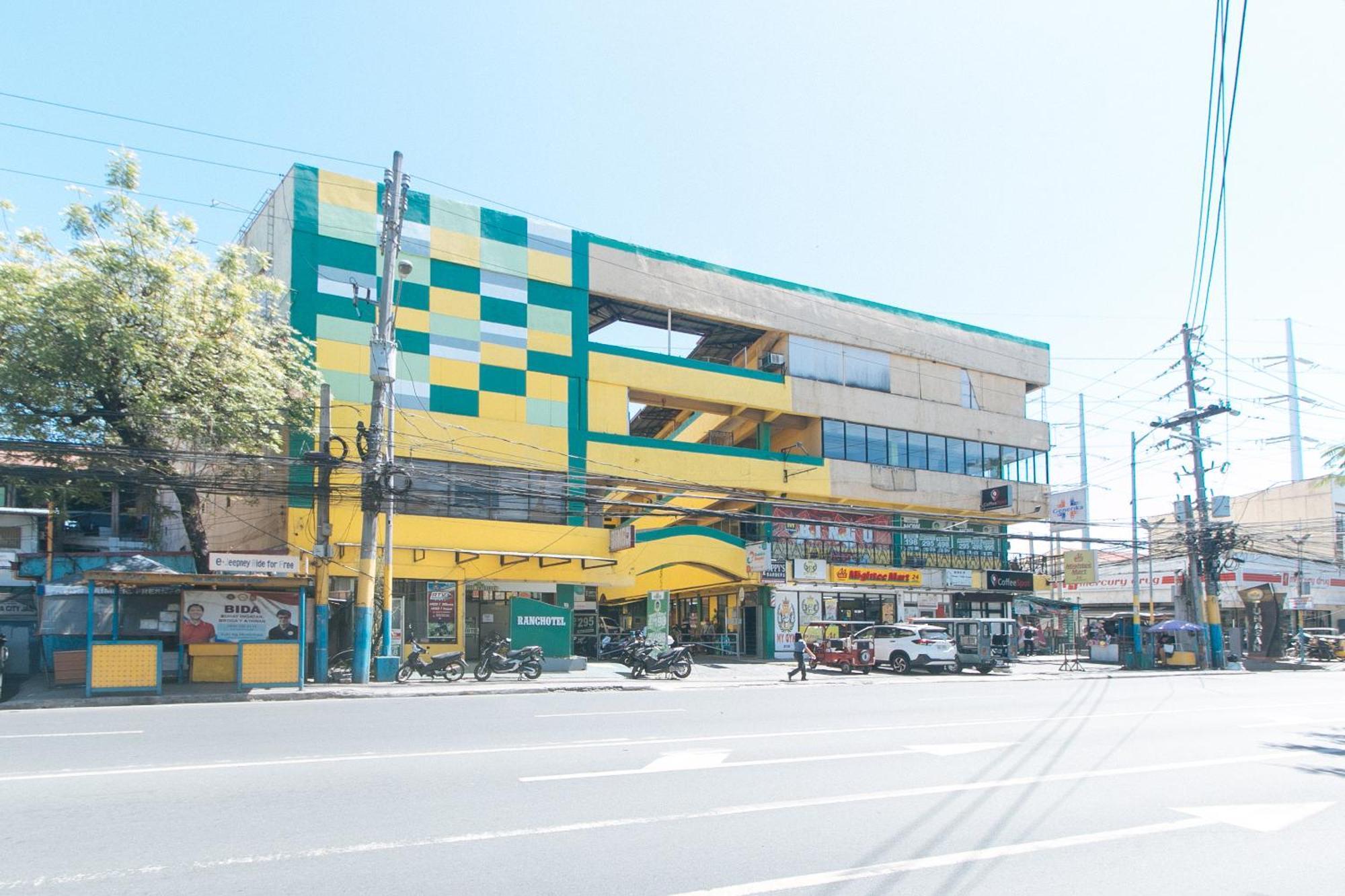 Reddoorz Near Sm City Muntinlupa San Pedro  Экстерьер фото