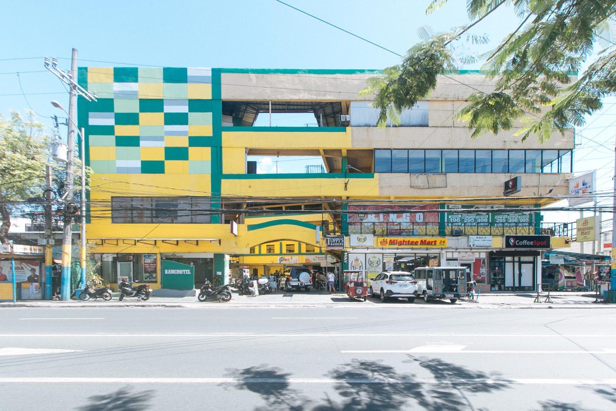 Reddoorz Near Sm City Muntinlupa San Pedro  Экстерьер фото
