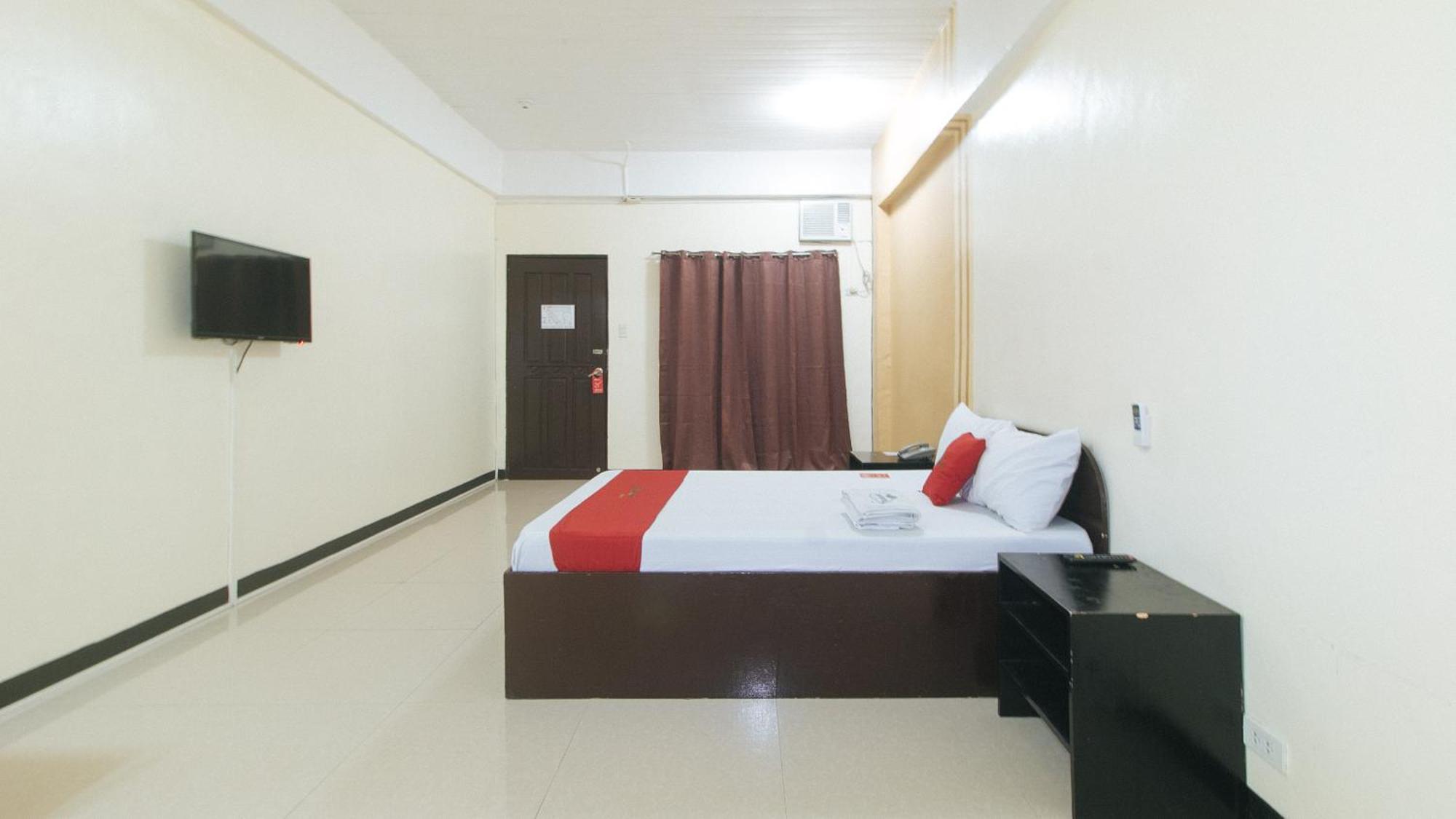 Reddoorz Near Sm City Muntinlupa San Pedro  Экстерьер фото